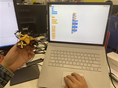 FPV ドローン範囲